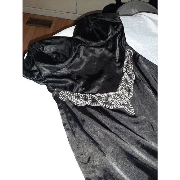 Size 10 Cinderella Black Rhinestone Halter Strap Maxi Mermaid Floor Length Train - Picture 6 of 10